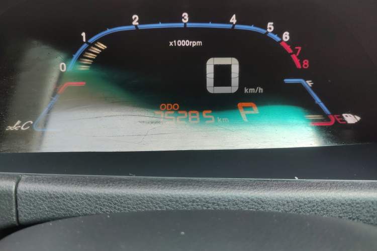 Used Luxgen 5 2013 1.8T Automatic Prestige Model
