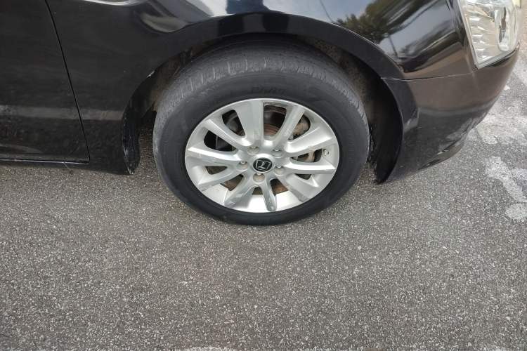 Used Luxgen 5 2013 1.8T Automatic Prestige Model
