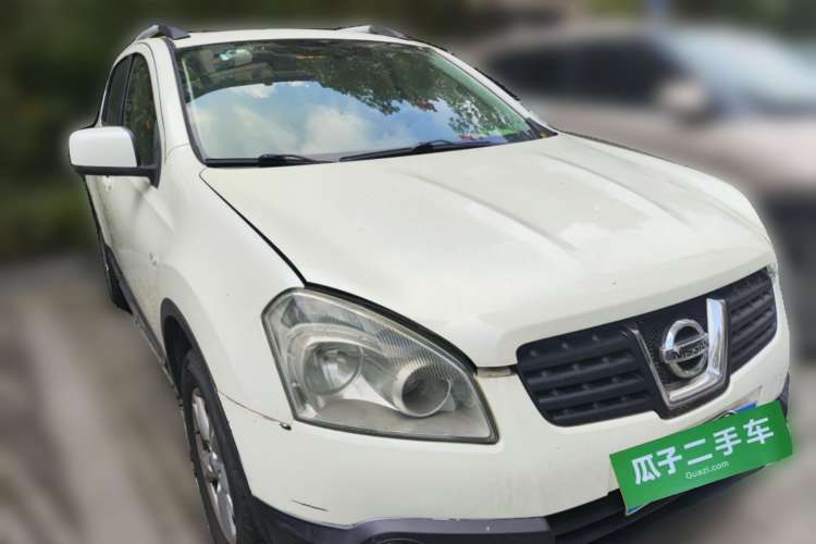 Used Nissan Qashqai 2010 20X LE CVT 2WD Front Right 45 Deg