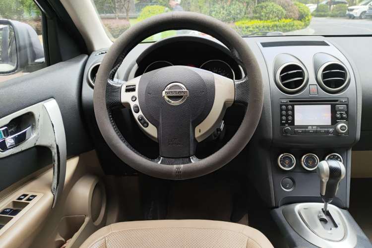 Used Nissan Qashqai 2010 20X LE CVT 2WD Steering Wheel