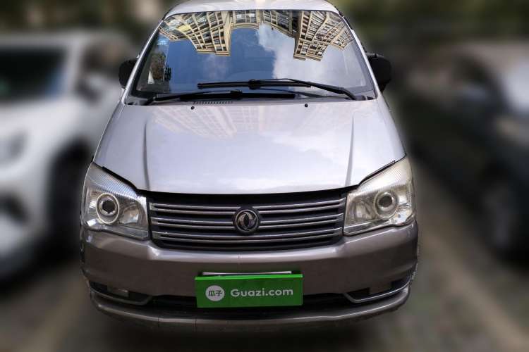 Used FORTHING Lingzhi 2012 M5 Q3 2.0L 7-Seater Long-Wheelbase Comfort Edition
