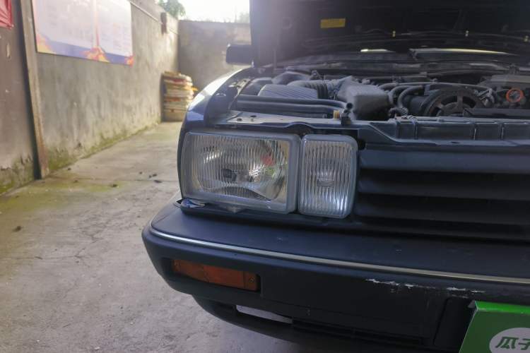 Used Volkswagen Santana Classic 2007 1.8L Jingchang Model Right Front Headlight