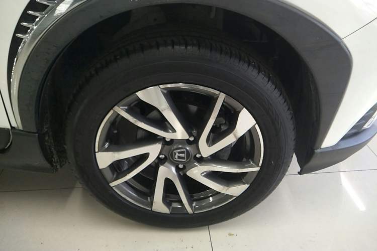 Used Luxgen U5 SUV 2017 1.6L CVT Maxima AR+ Edition
