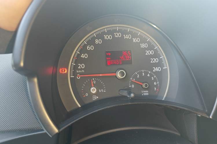 Used Volkswagen Beetle 2008 2.0 AT Top-Trim Version
