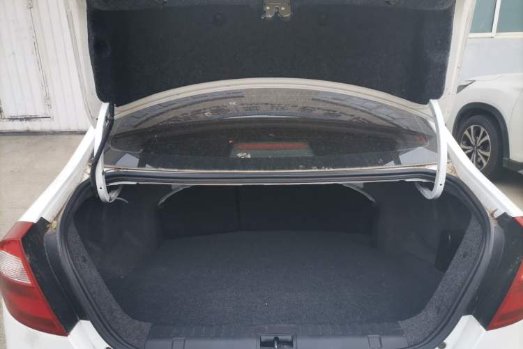 Used JAC iEV 2015 iEV4 Luxury Model