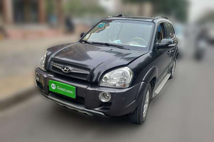 Used Hyundai Tucson 2009 2.0L Automatic Two-Wheel Drive with Sunroof