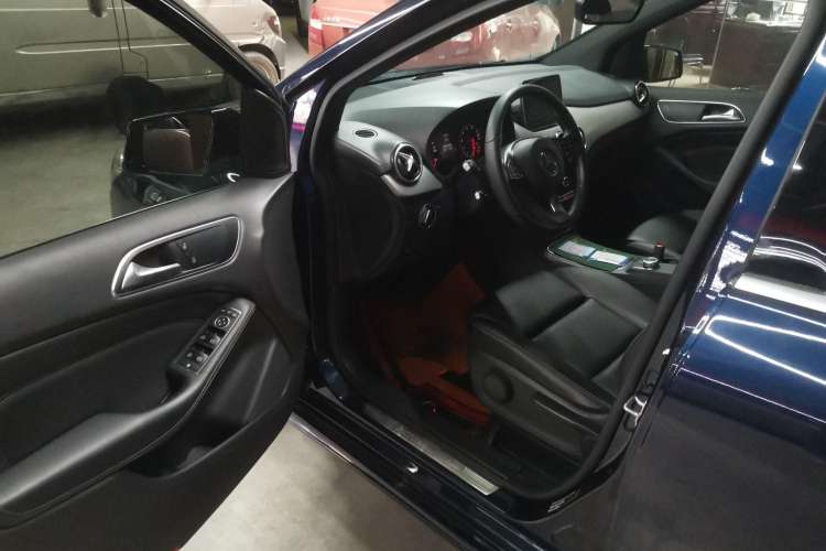 Used Mercedes-Benz B-Class 2019 B 200 Sport Edition