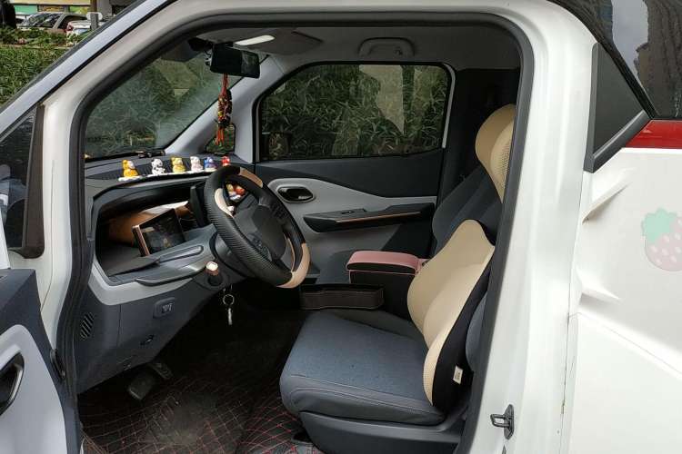 Used Wuling NAMMIEV 2021 Playful Model – High-Power Version