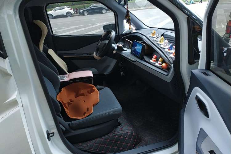 Used Wuling NAMMIEV 2021 Playful Model – High-Power Version