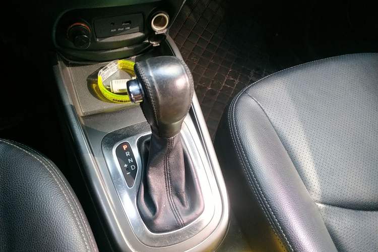 Used Kia Soul 2013 1.6L AT Premium Gear Lever