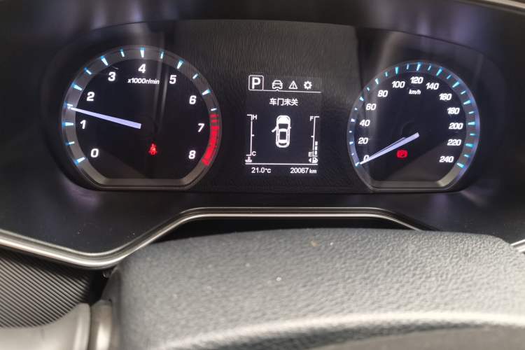 Used CHANGAN OSHAN X7 2020 1.5T Automatic Luxury Version
