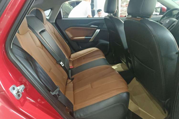 Used MG GT 2016 1.5L Automatic Value-Added Luxury Edition