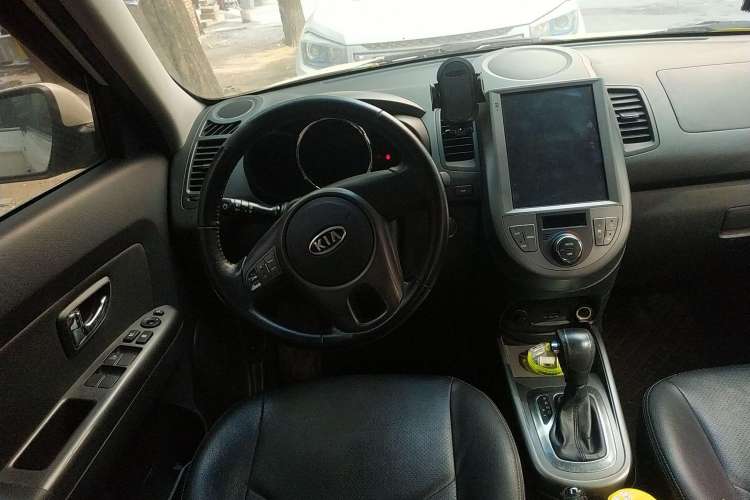 Used Kia Soul 2013 1.6L AT Premium Steering Wheel