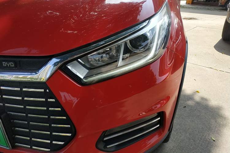 Used BYD Yuan New Energy 2018 EV360 Smart Connect Cool Edition Left Front Headlight