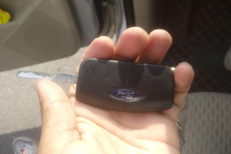 Used Ford Focus 2009 Sedan 1.8L Automatic Fashion Edition

