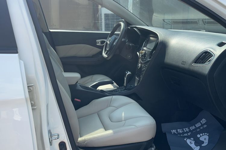 Used GAC Trumpchi GA3S Vision 2014 1.6L Automatic Luxury ESP Version
