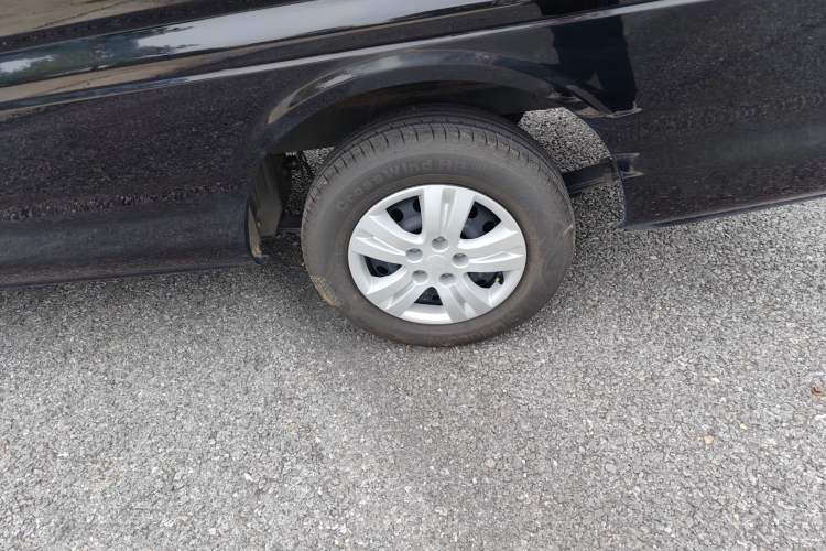 Used FORTHING Lingzhi 2022 M5L 1.6L Utility Model 7 Seats
