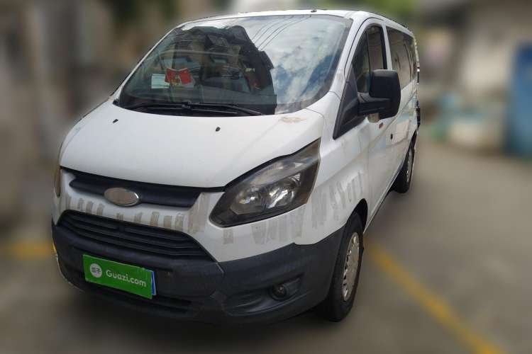 Used Ford Transit 2017 2.0T Diesel Multi-Purpose Commercial Vehicle Short Wheelbase Low Roof China V Standard