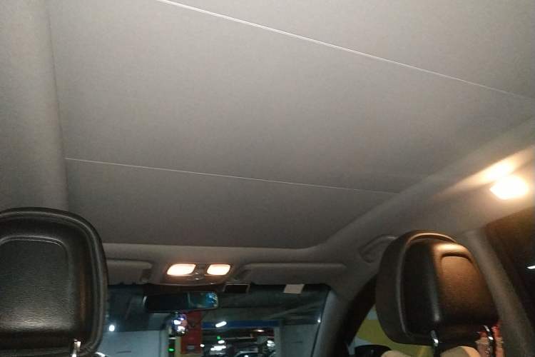 Used Kia Sorento 2013 2.4L 7-Seater Gasoline Luxury Version China IV Standard
