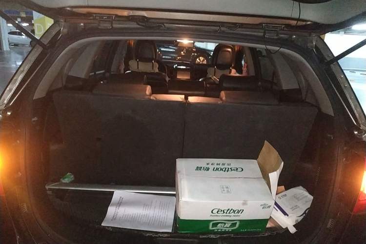 Used Kia Sorento 2013 2.4L 7-Seater Gasoline Luxury Version China IV Standard
