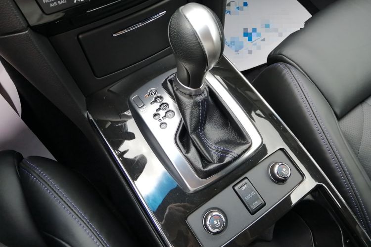 Used Infiniti QX70 2015 3.7L Shadow Edition
