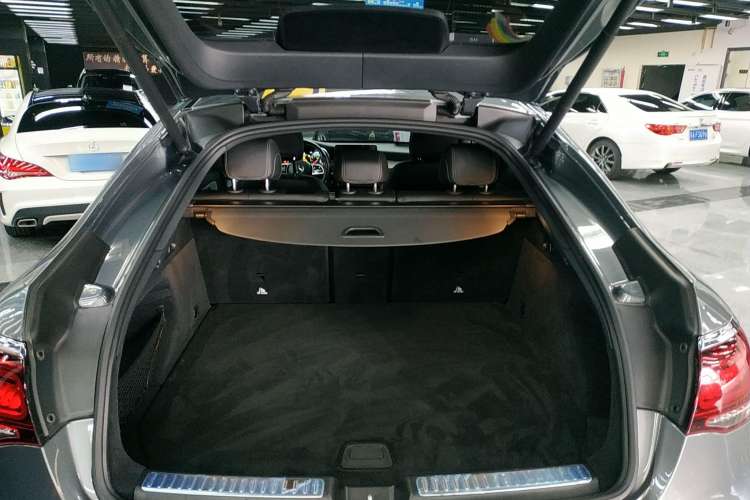 Used Mercedes-Benz GLC Coupe 2020 GLC 260 4MATIC Coupe SUV
