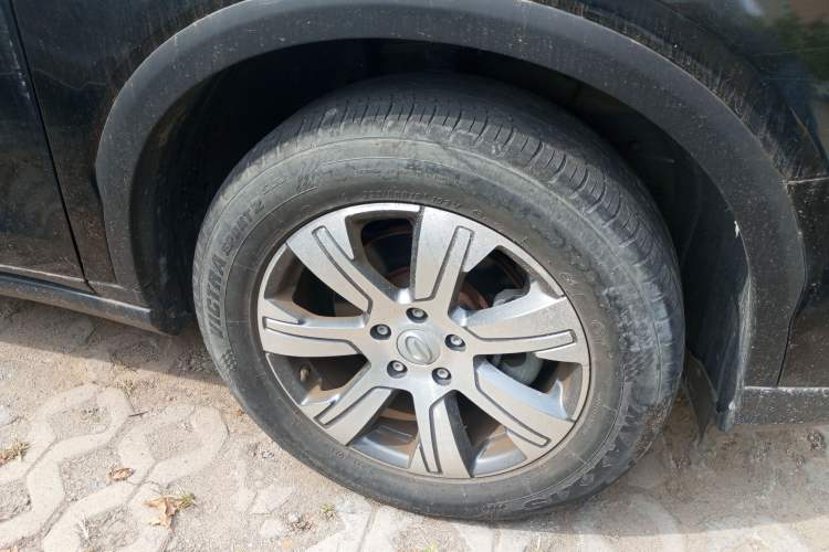 Used GAC Trumpchi GS7 2017 320T Two-Wheel-Drive Luxury Smart Connectivity Model