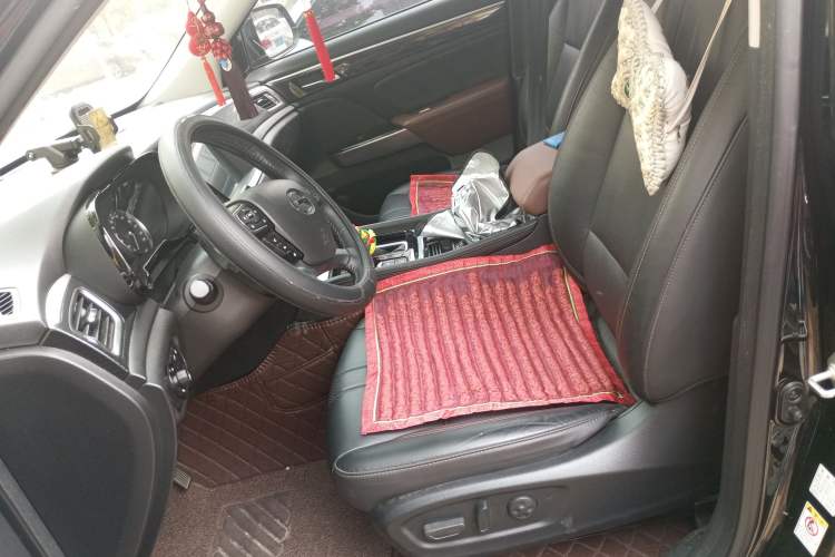 Used GAC Trumpchi GS7 2017 320T Two-Wheel-Drive Luxury Smart Connectivity Model