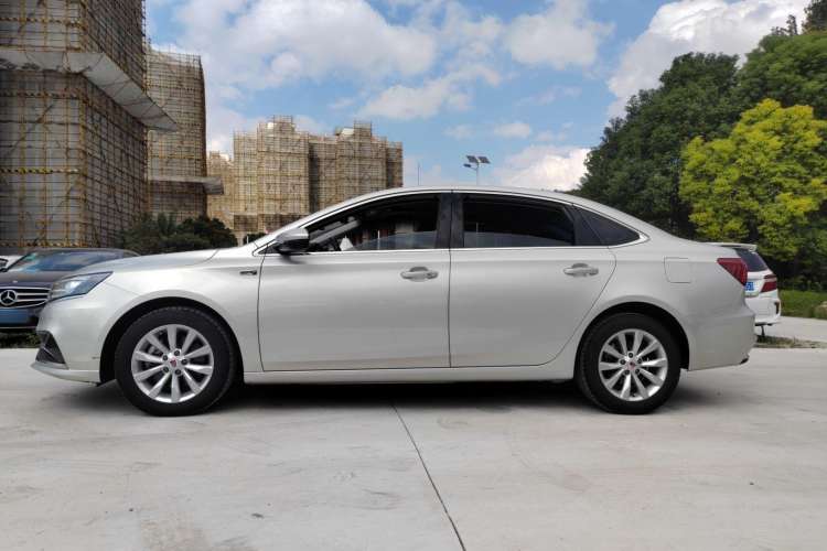 Used Roewe i6 New Energy 2017 45T Hybrid Connect & Smart Enjoyment Edition
