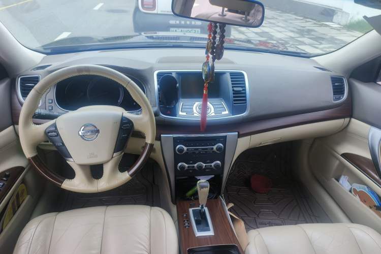 Used Nissan Teana 2008 Duke 2.5L XV Luxury Edition Center Console