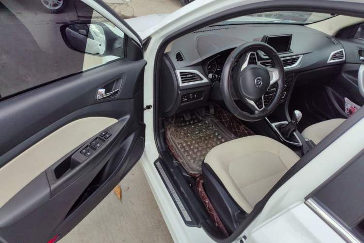 Used Changan Alsvin V7 2016 1.6L Manual Enjoyment Model China V Standard
