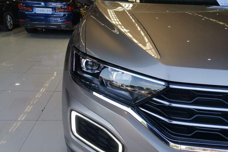 Used Volkswagen T-ROC 2020 230TSI DSG Two-Wheel Drive Advanced Version