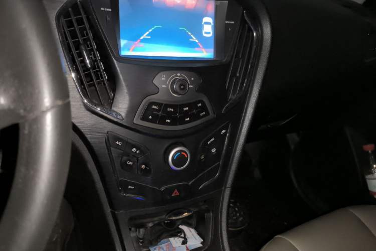 Used GAC Trumpchi GA3S Vision 2016 200T Manual Elite Edition
