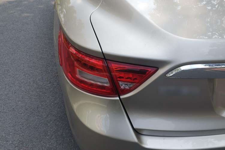 Used Geely Auto Emgrand GT 2016 2.4L Zunya Model Left Rear Taillight