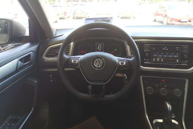 Used Volkswagen T-ROC 2020 230TSI DSG Two-Wheel Drive Advanced Version