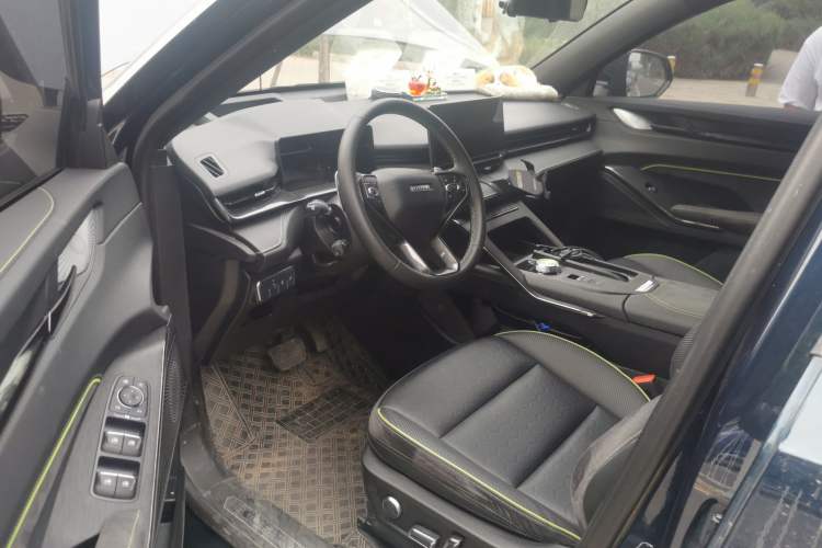 Used Haval H6S 2022 2.0T Two-Wheel Drive ZhiRun Version
