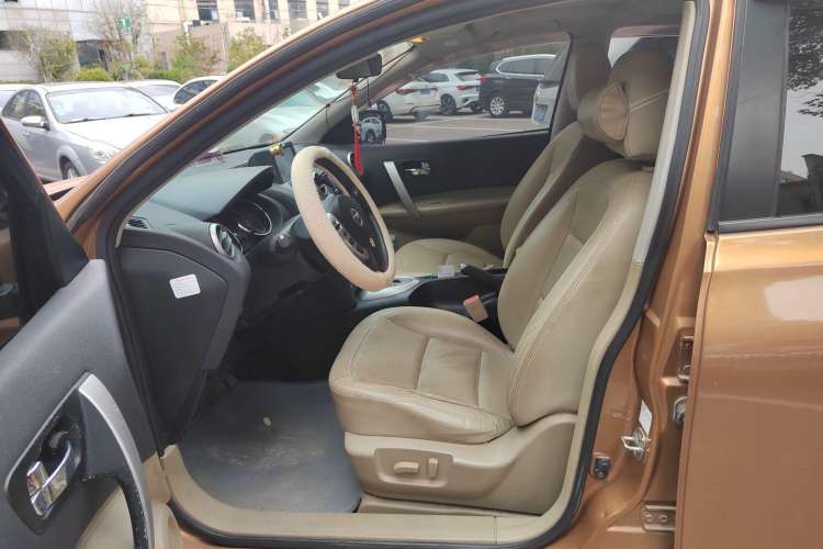 Used Nissan Qashqai 2011 2.0 XV Lea CVT 2WD Left Front Seat