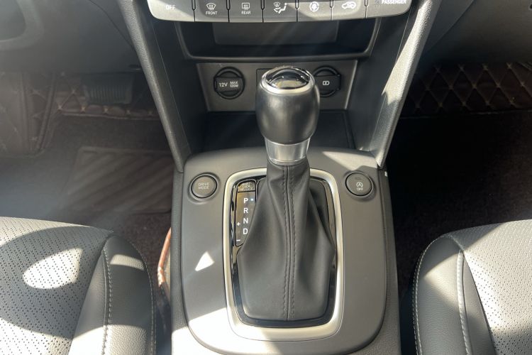 Used Hyundai ENCINO 2018 1.6T Dual-Clutch Zhilian Edition China V Standard
