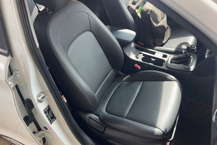 Used Hyundai ENCINO 2018 1.6T Dual-Clutch Zhilian Edition China V Standard
