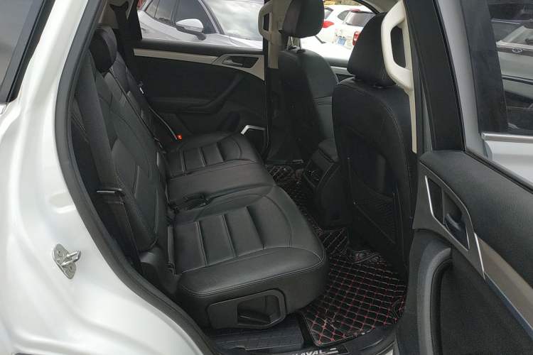 Used Haval H7 2017 Red-Label H7L 2.0T Automatic Luxury Model