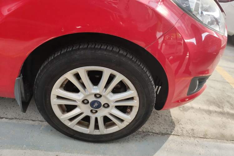 Used Ford Fiesta 2013 Hatchback 1.5L Automatic Fashion Edition