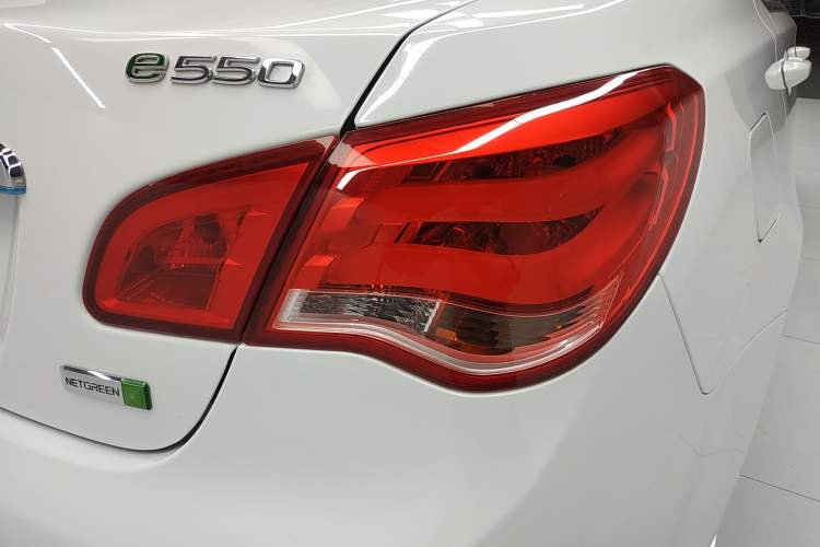 Used Roewe e550 2016 Deluxe Edition
