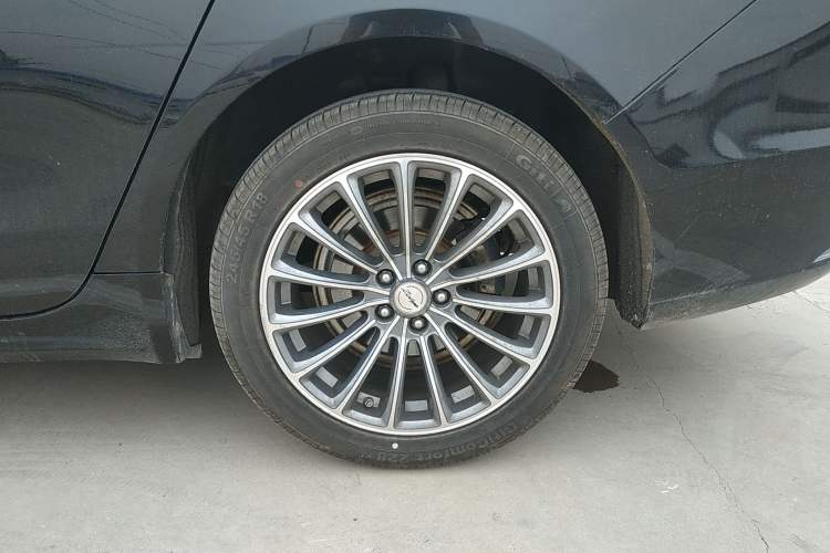 Used Zotye Z700 2018 Z700H 1.8T DCT Luxury Edition