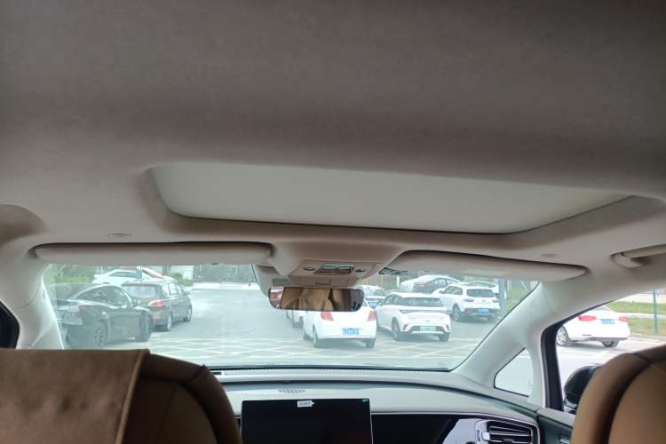 Used Denza D9 2022 DM-i 970 Four-Wheel Drive Flagship Model
