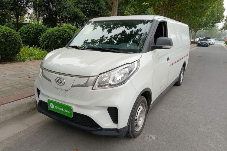 Used SAIC MAXUS EV30 2021 Pure Electric Smart Logistics Expert with Long Wheelbase—CATL