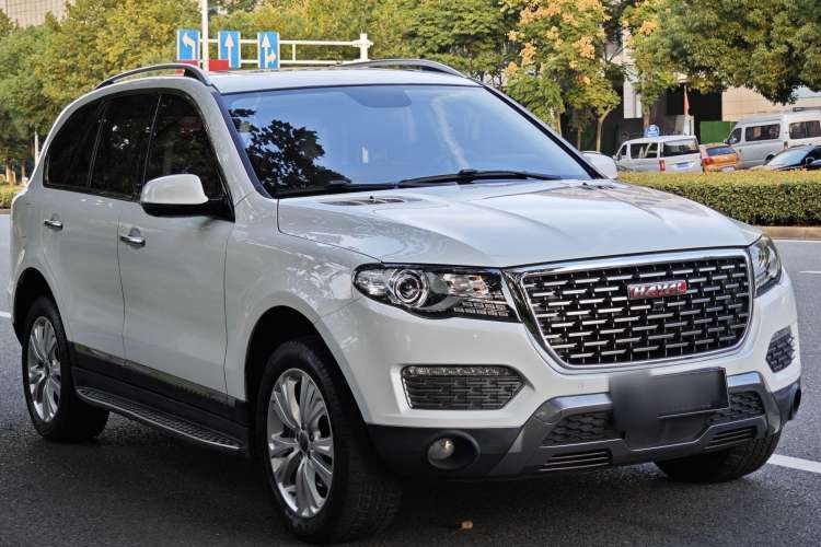 Used Haval H8 2017 2.0T Gasoline Two-Wheel Drive Smart Edition

