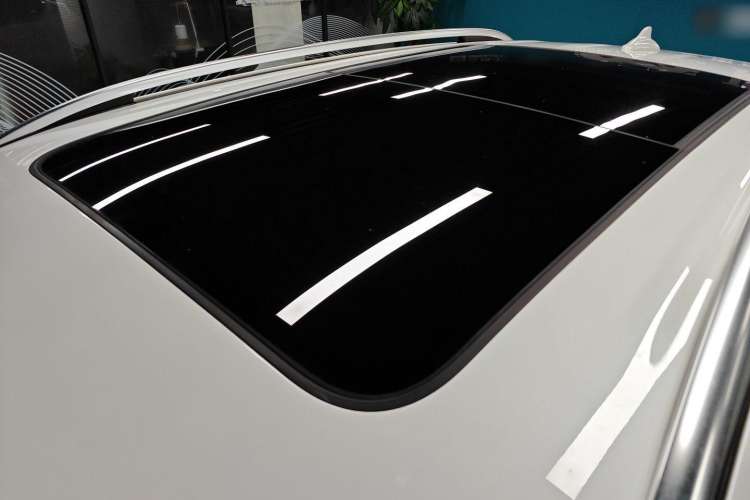 Used Haval H8 2017 2.0T Gasoline Two-Wheel Drive Smart Edition
