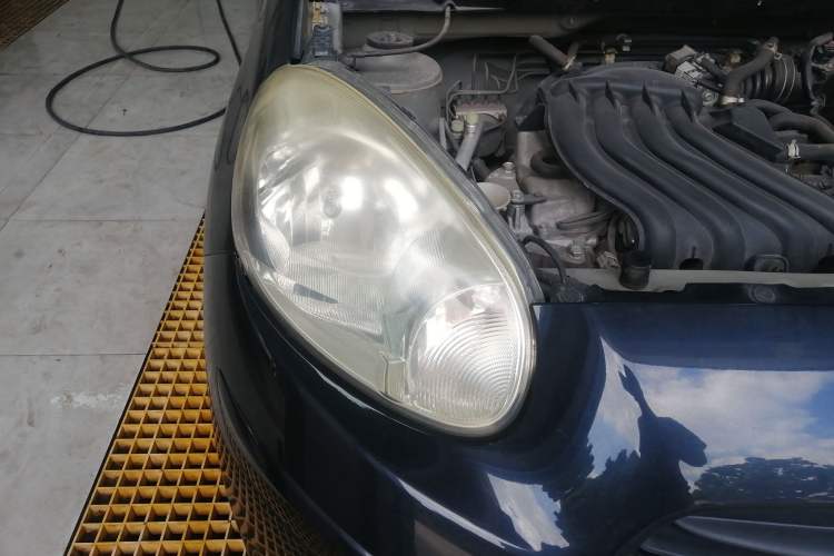 Used Nissan March 2010 1.5L Manual Easi-Style Edition