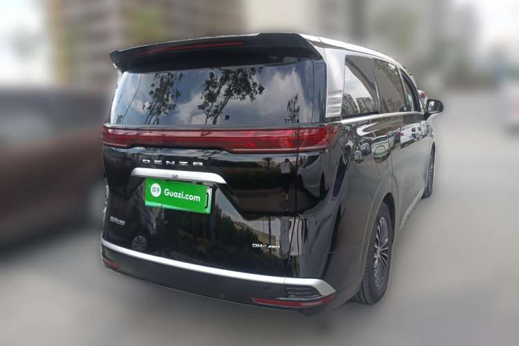 Used Denza D9 2022 DM-i 970 Four-Wheel Drive Flagship Model
