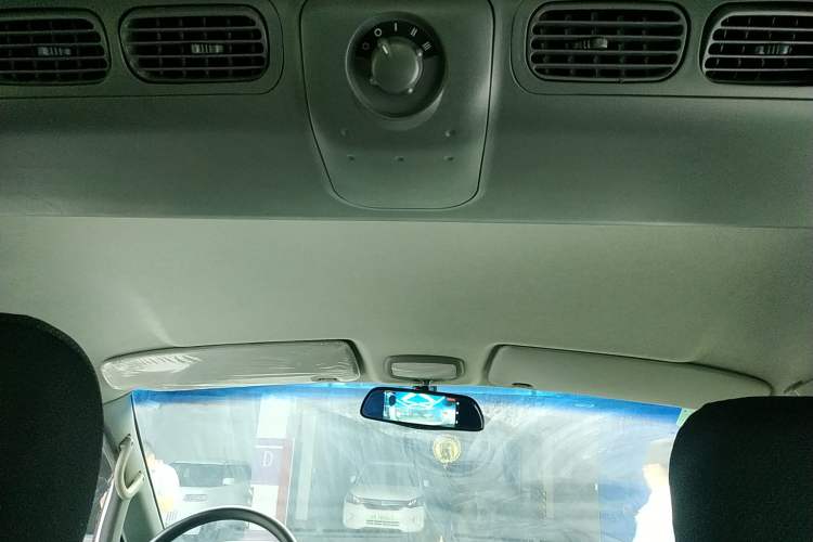 Used JAC Refine 2012 1.9T Xianghe Diesel Long-Wheelbase Government Procurement Version HFC4DB1-2C
